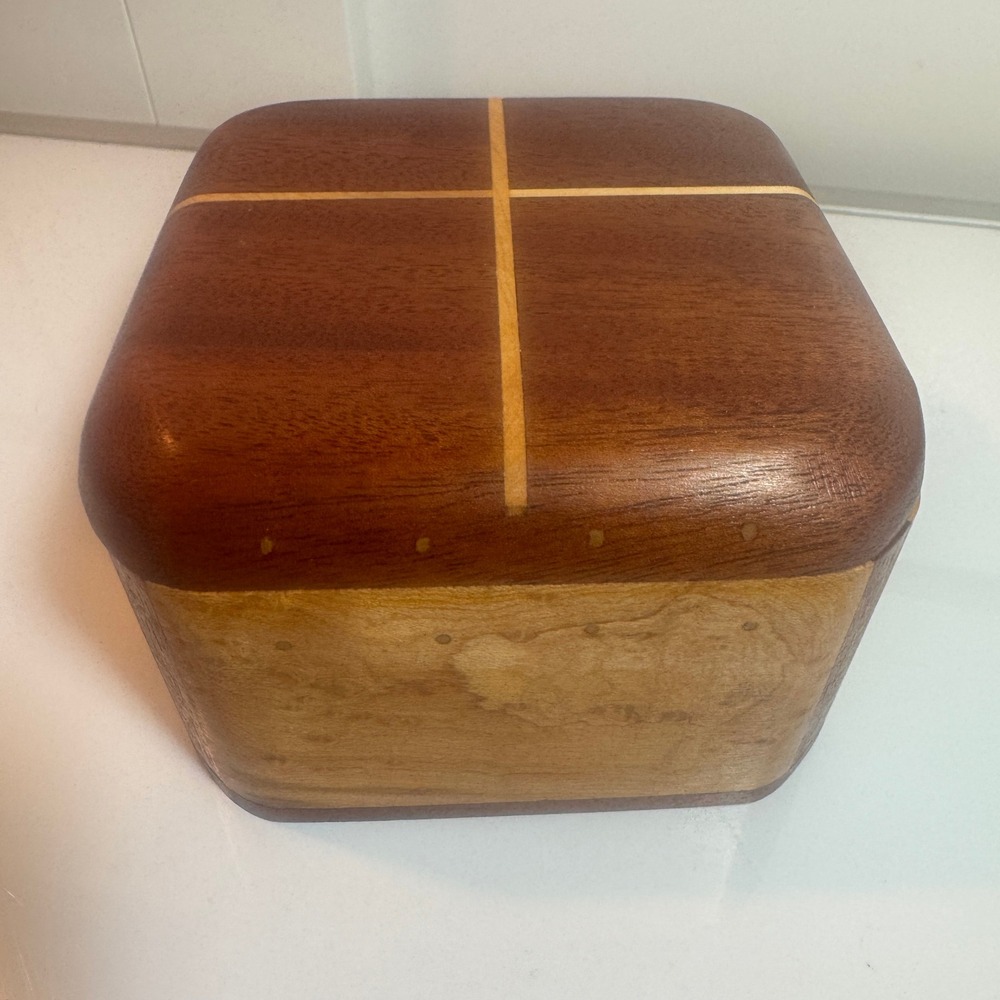 Wooden Keepsake Trinket Box Inlaid Wood Hinged Lid Decorative Storage Jewelry